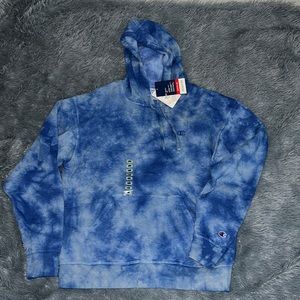 Champion blue tie dye hoodie - men’s large